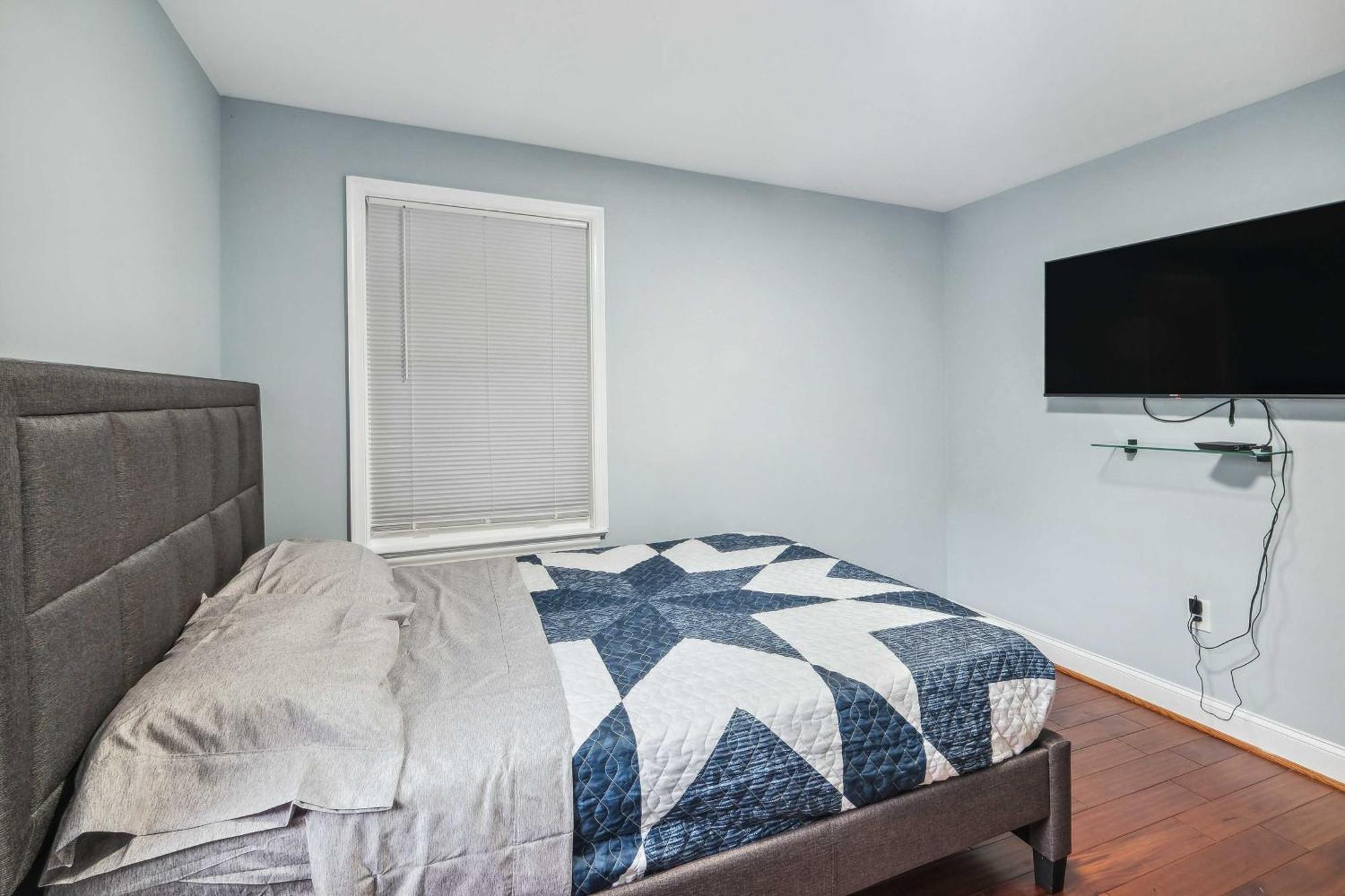 Pet-Friendly Mount Rainier Home With Gas Grill! エクステリア 写真